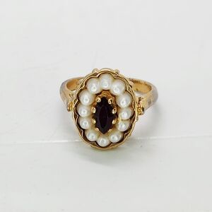 Vtg AVON Gold Tone Faux Garnet Red Rhinestones Pearl Halo Cocktail Ring Size 9